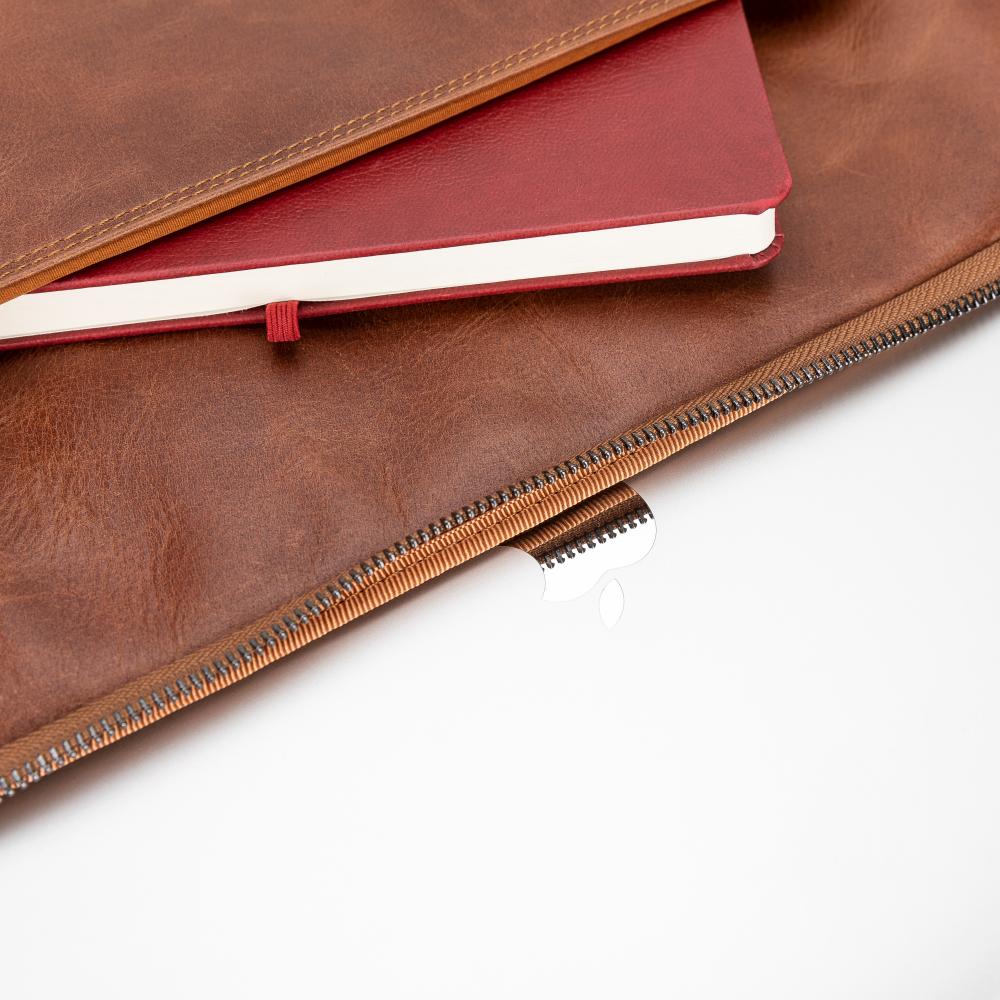 Leeds Slim Leather Laptop / Tablet Sleeve