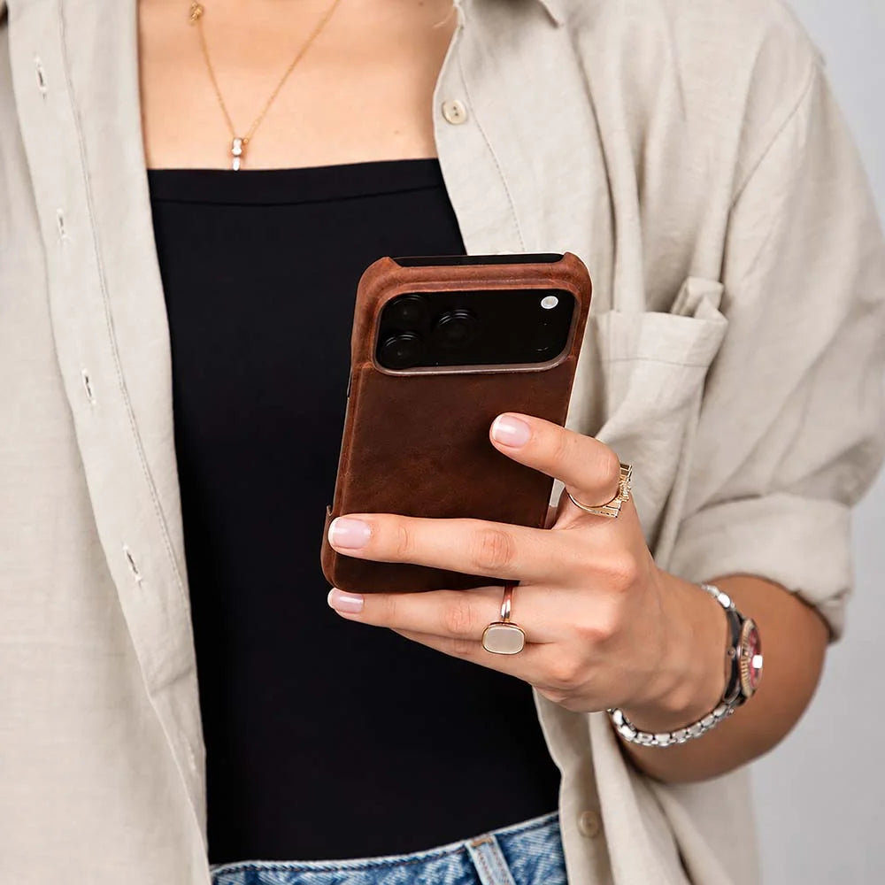 Ultimate Jacket Leather iPhone 18 Pro Case