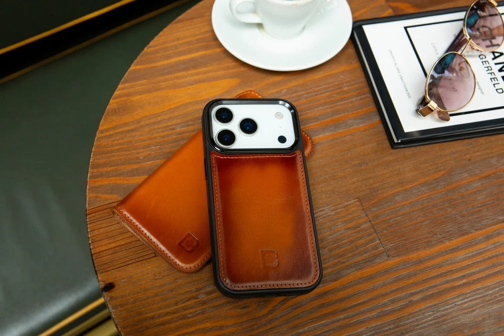 Magic iPhone 18 Pro Max / 17 Pro Max Detachable Leather Wallet Case