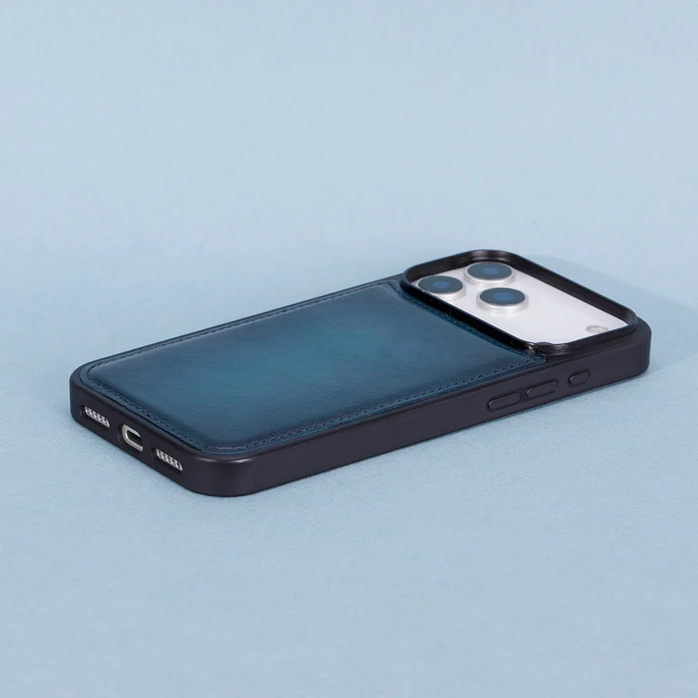 Flex Cover iPhone 18 Pro / 17 Pro Leather Case
