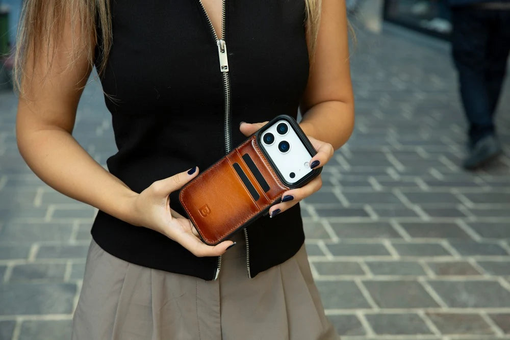 Flex Cover Leather iPhone 18 Pro Max / 17 Pro Max Case with Card Holder