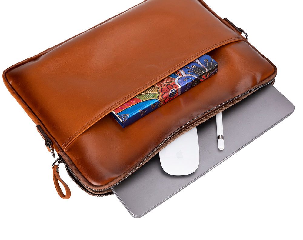 Leeds Slim Leather Laptop / Tablet Sleeve