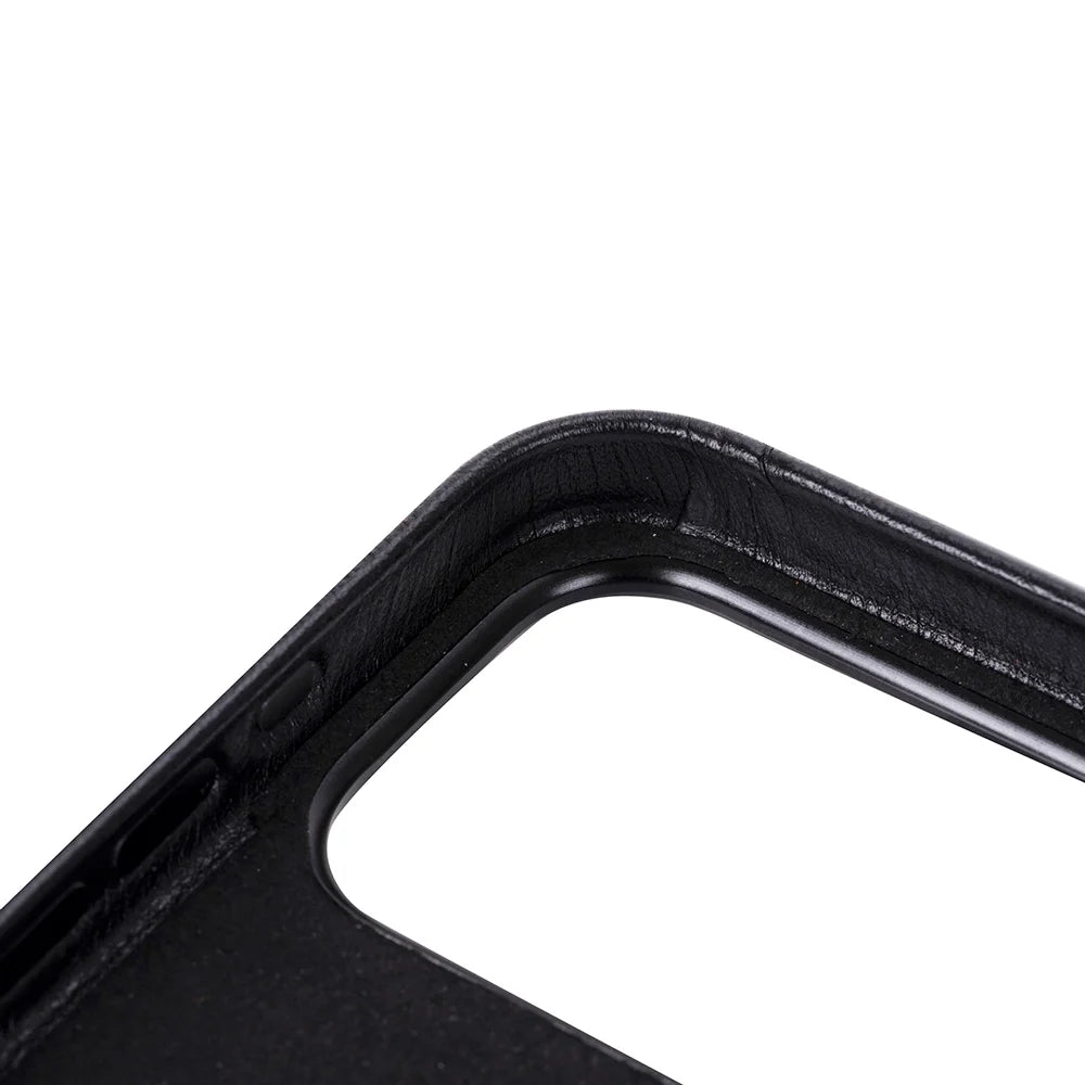 Prestige iPhone 18 Pro / 17 Pro Leather Case