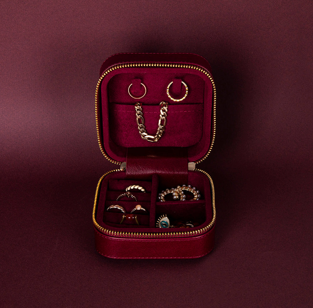 Amanda Leather Jewelry Box, Medium