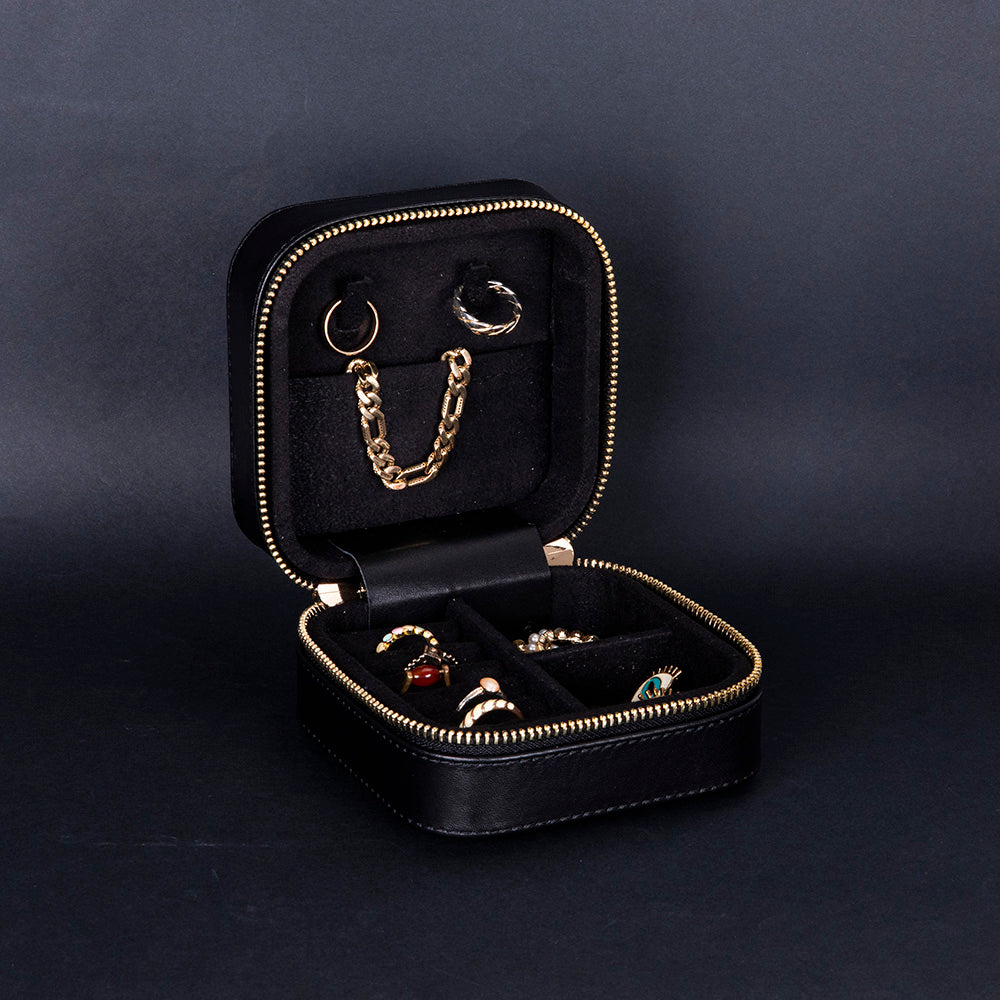 Amanda Leather Jewelry Box, Medium