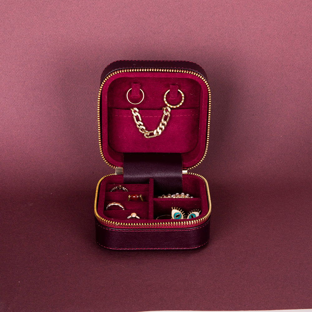 Amanda Leather Jewelry Box, Medium