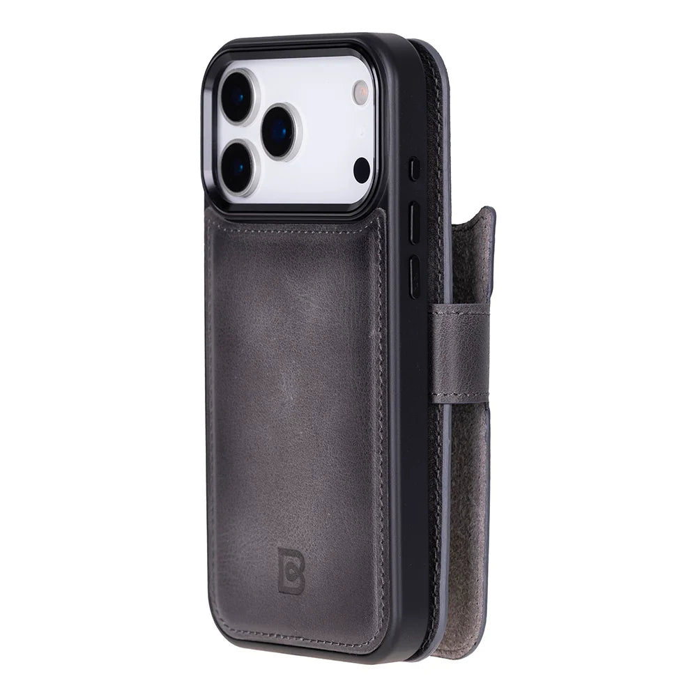 Magic iPhone 18 Pro Max / 17 Pro Max Detachable Leather Wallet Case