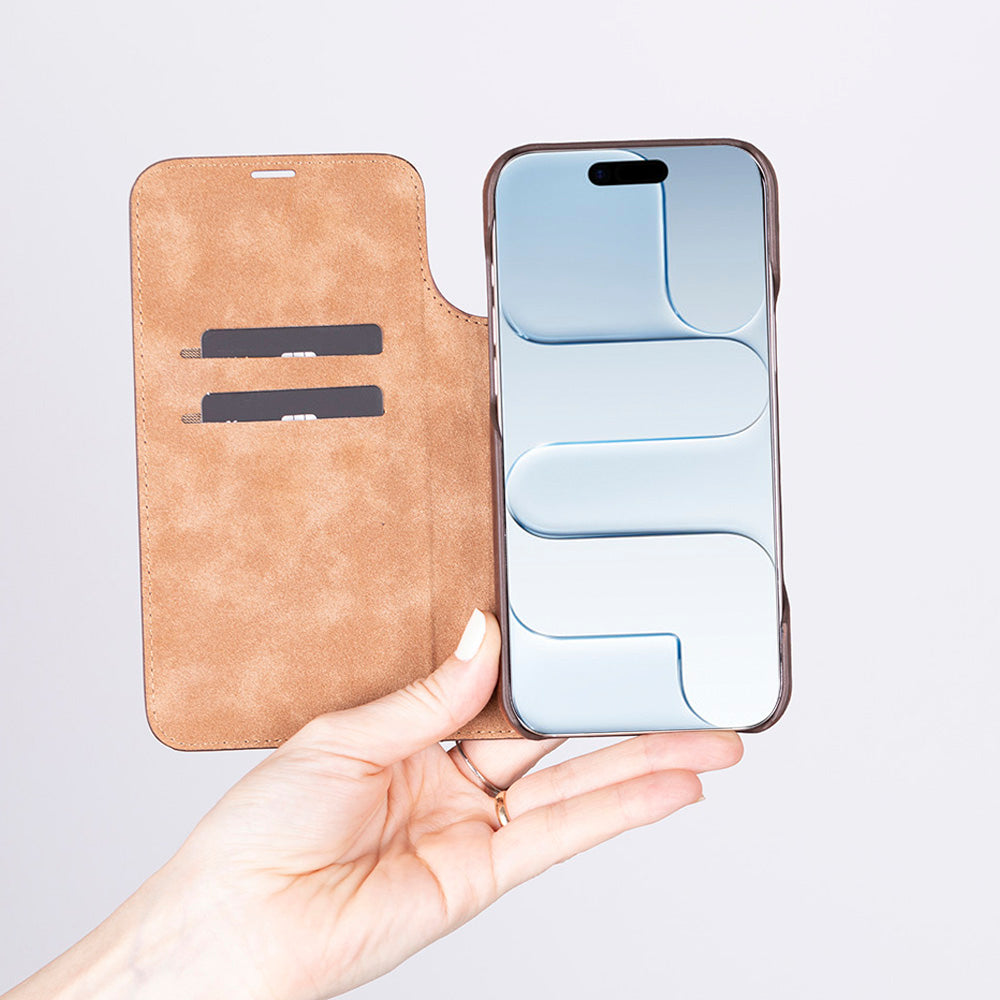 Sonat Leather I Phone 17 Folio Case