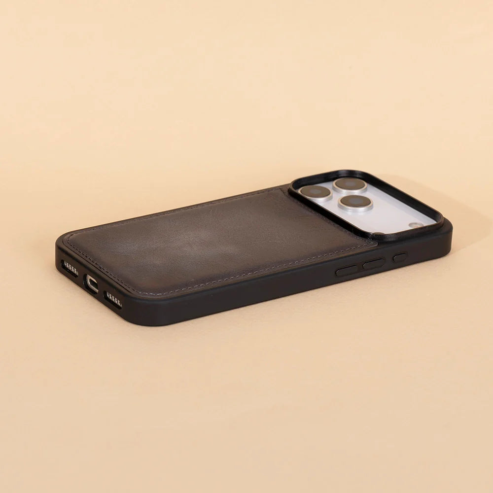 Flex Cover iPhone 18 Pro / 17 Pro Leather Case