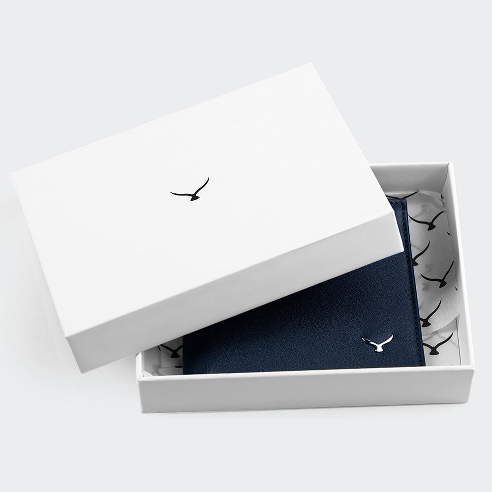 Men Leather Wallet With Two Compartments And Coin Packets